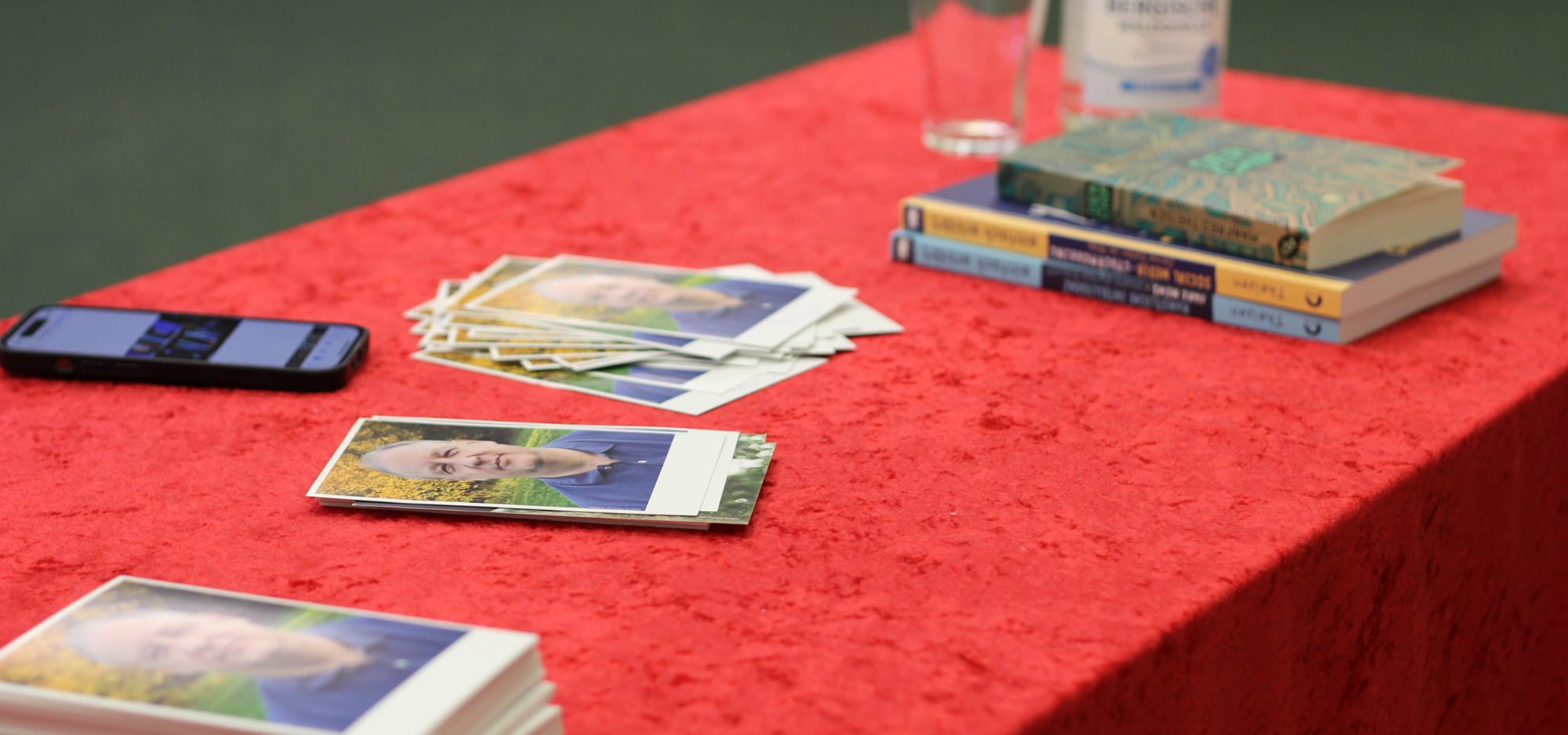 „Der Chip“ – Lesung mit Manfred Theisen – Gesamtschule Köln Holweide